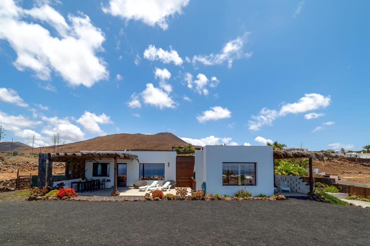 Villa Vistas Salinas Las Brenas Exterior photo