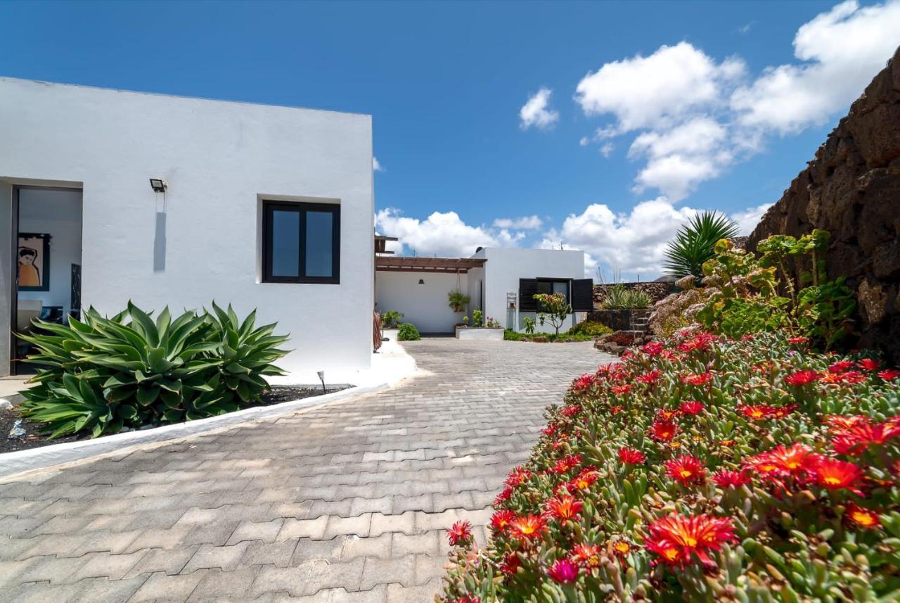 Villa Vistas Salinas Las Brenas Exterior photo